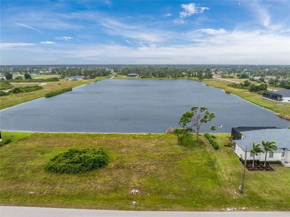 En Venta: $65,000 (0.19 acres)