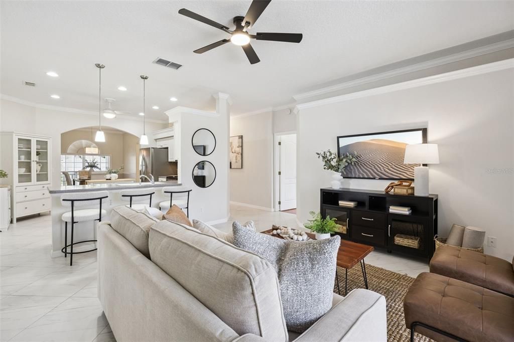 En Venta: $439,900 (3 camas, 2 baños, 1892 Pies cuadrados)