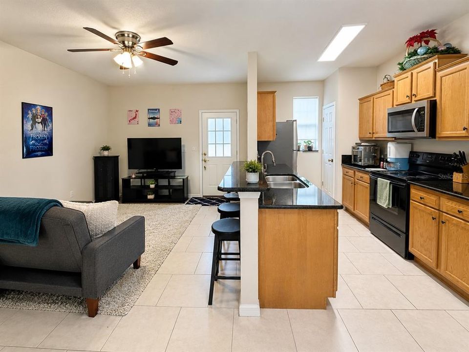 En Venta: $240,000 (3 camas, 2 baños, 1260 Pies cuadrados)