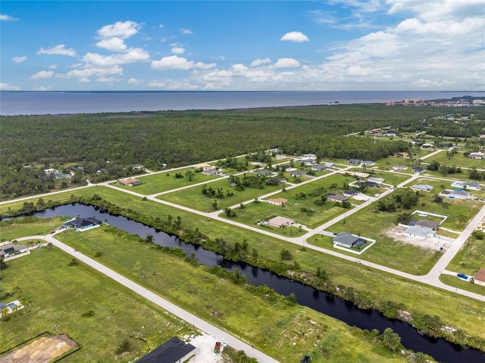 En Venta: $54,000 (0.23 acres)