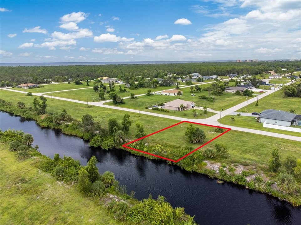 En Venta: $54,000 (0.23 acres)