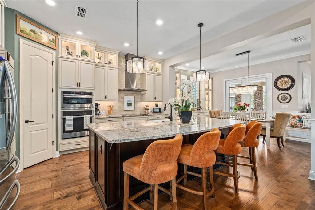 En Venta: $1,320,000 (5 camas, 4 baños, 3477 Pies cuadrados)
