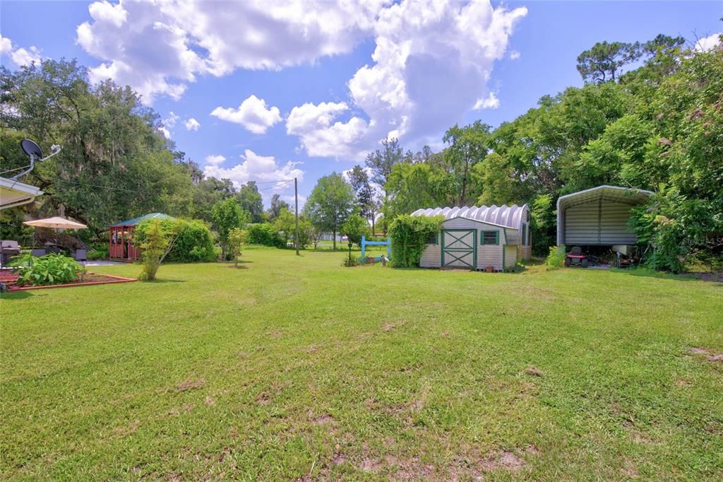 For Sale: $255,000 (3 beds, 2 baths, 1572 Square Feet)