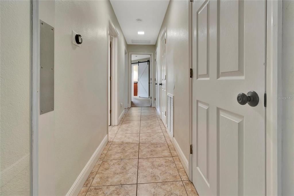 Active With Contract: $3,850 (3 beds, 2 baths, 2502 Square Feet)
