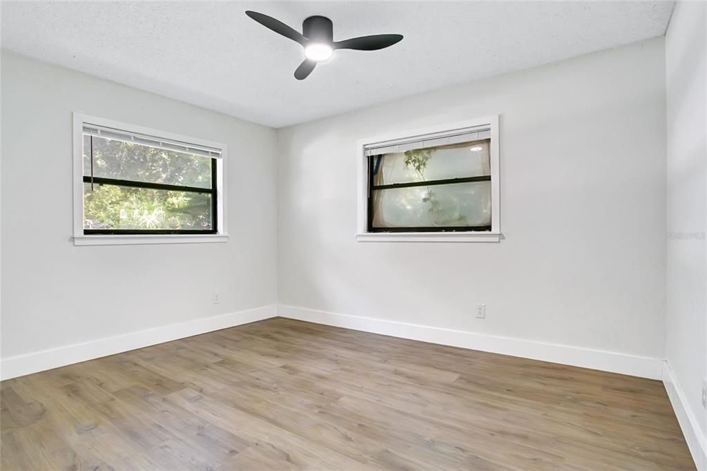 En Venta: $440,000 (4 camas, 2 baños, 1634 Pies cuadrados)