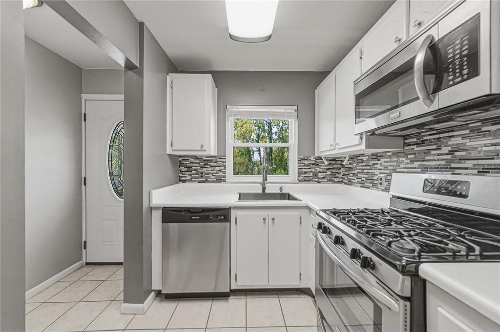En Venta: $90,500 (2 camas, 2 baños, 1378 Pies cuadrados)