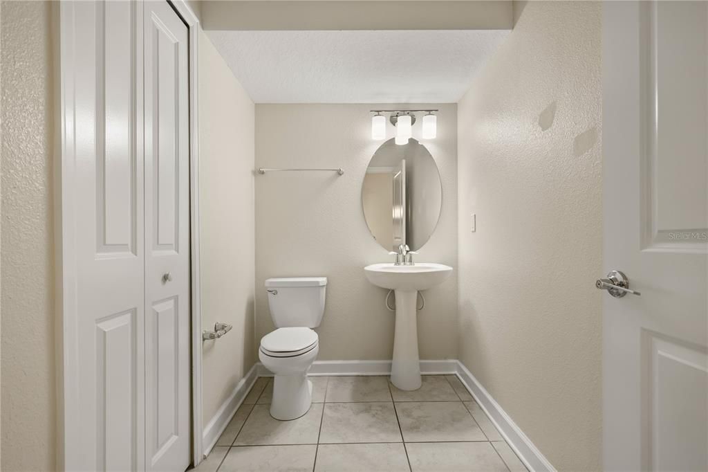 En Venta: $335,000 (3 camas, 2 baños, 1797 Pies cuadrados)