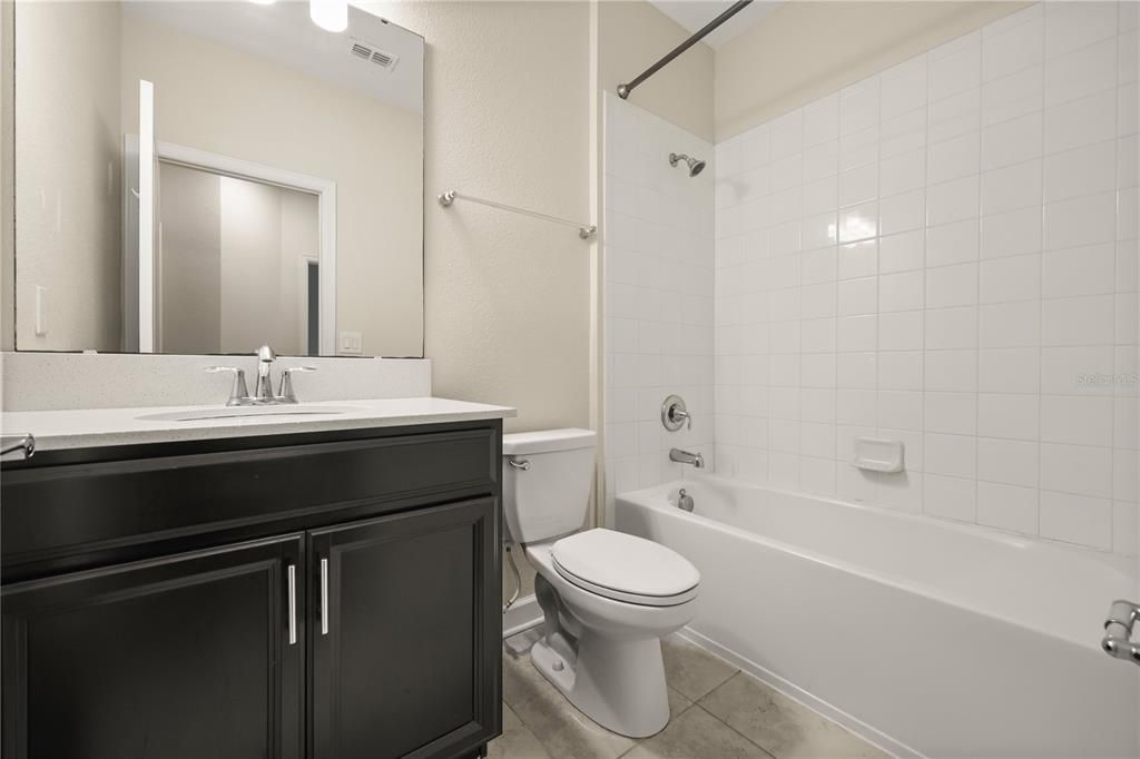 En Venta: $335,000 (3 camas, 2 baños, 1797 Pies cuadrados)