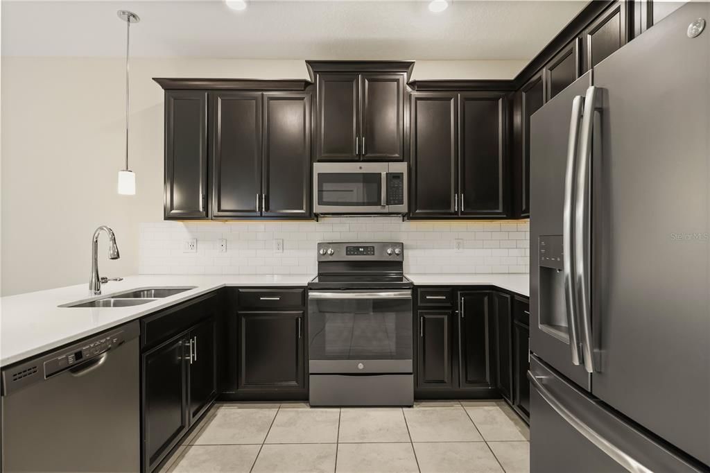 En Venta: $335,000 (3 camas, 2 baños, 1797 Pies cuadrados)