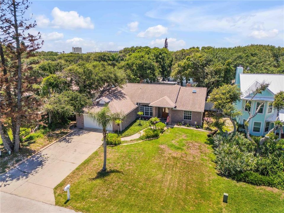 En Venta: $850,000 (3 camas, 2 baños, 2064 Pies cuadrados)