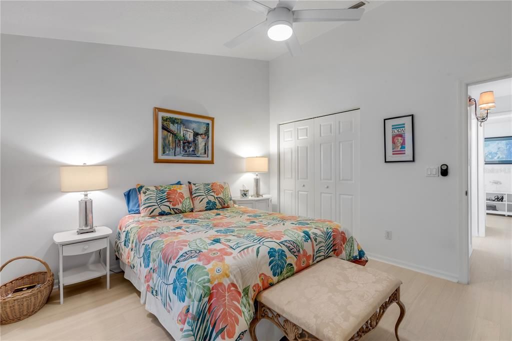 En Venta: $850,000 (3 camas, 2 baños, 2064 Pies cuadrados)