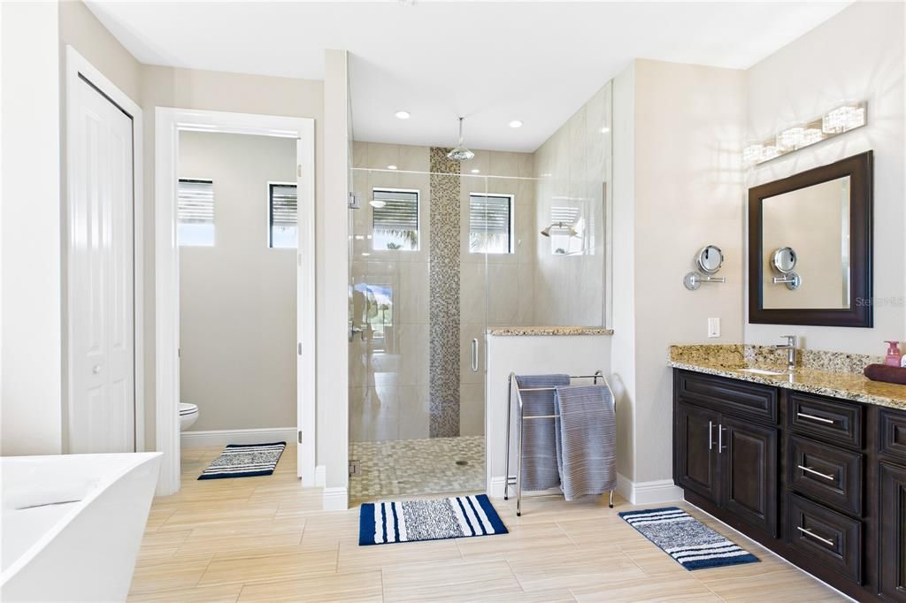 Active With Contract: $749,900 (3 beds, 2 baths, 2215 Square Feet)