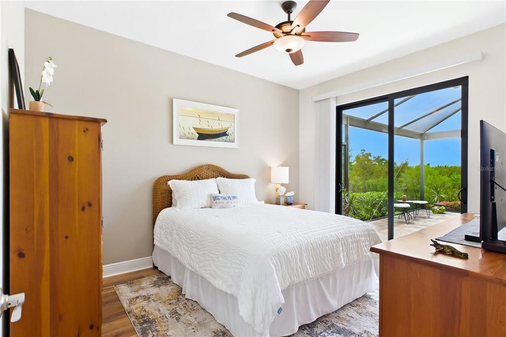 Active With Contract: $749,900 (3 beds, 2 baths, 2215 Square Feet)