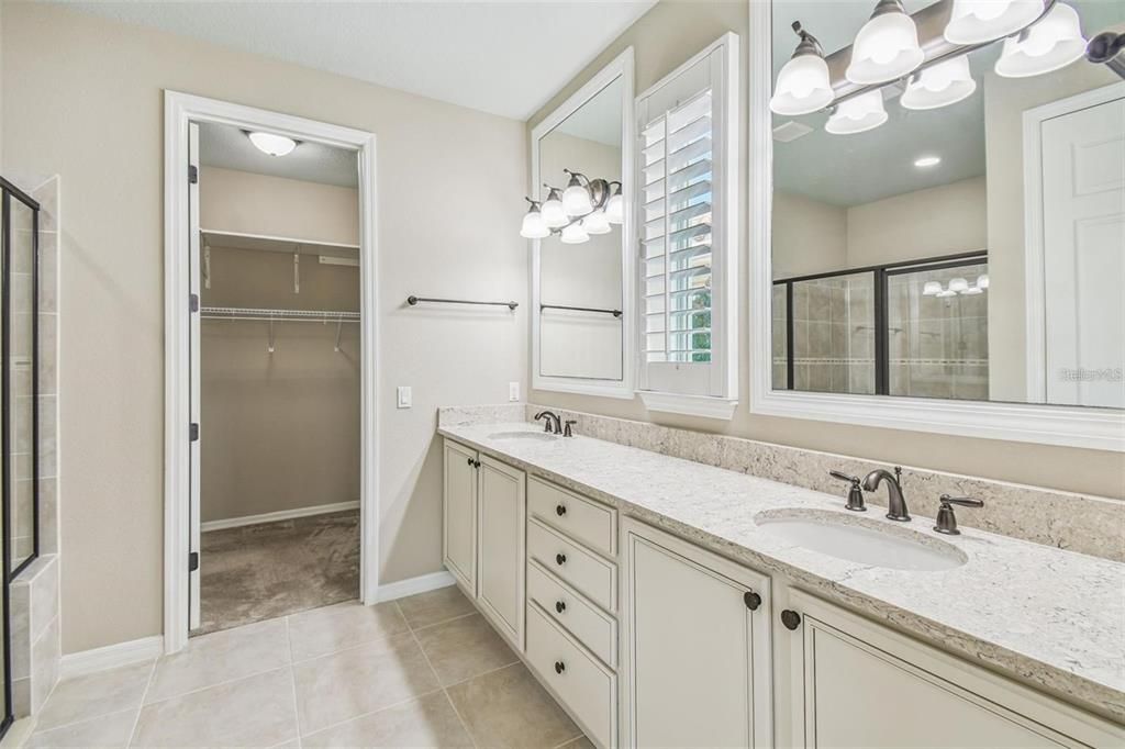 En Venta: $429,000 (2 camas, 2 baños, 1771 Pies cuadrados)