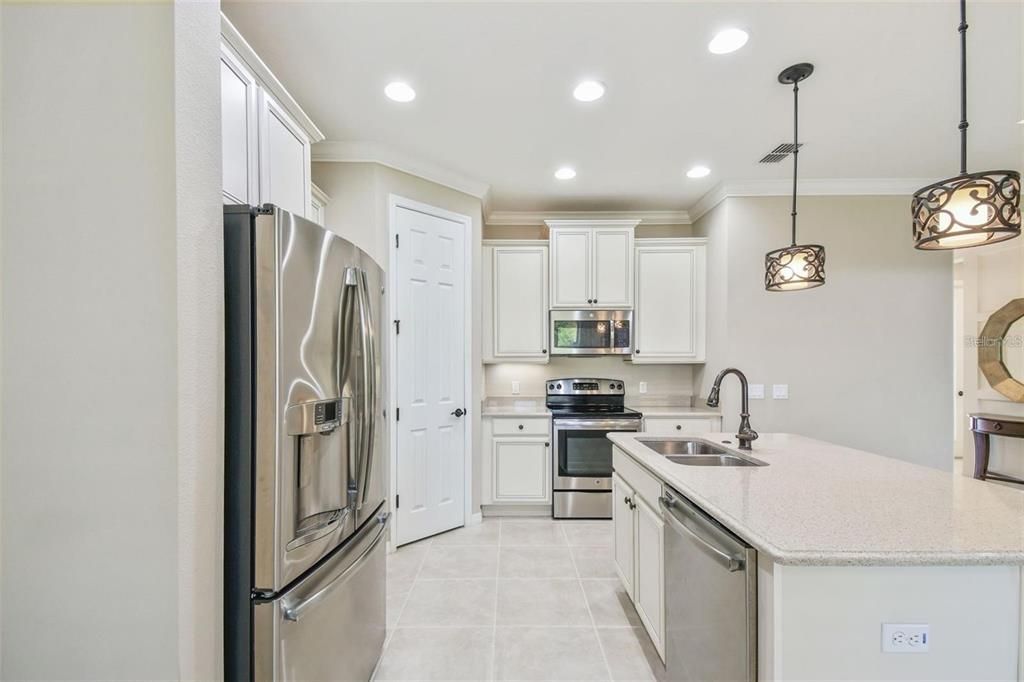 En Venta: $429,000 (2 camas, 2 baños, 1771 Pies cuadrados)