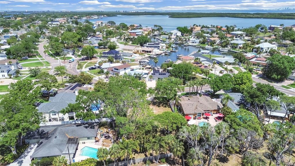En Venta: $579,000 (0.36 acres)