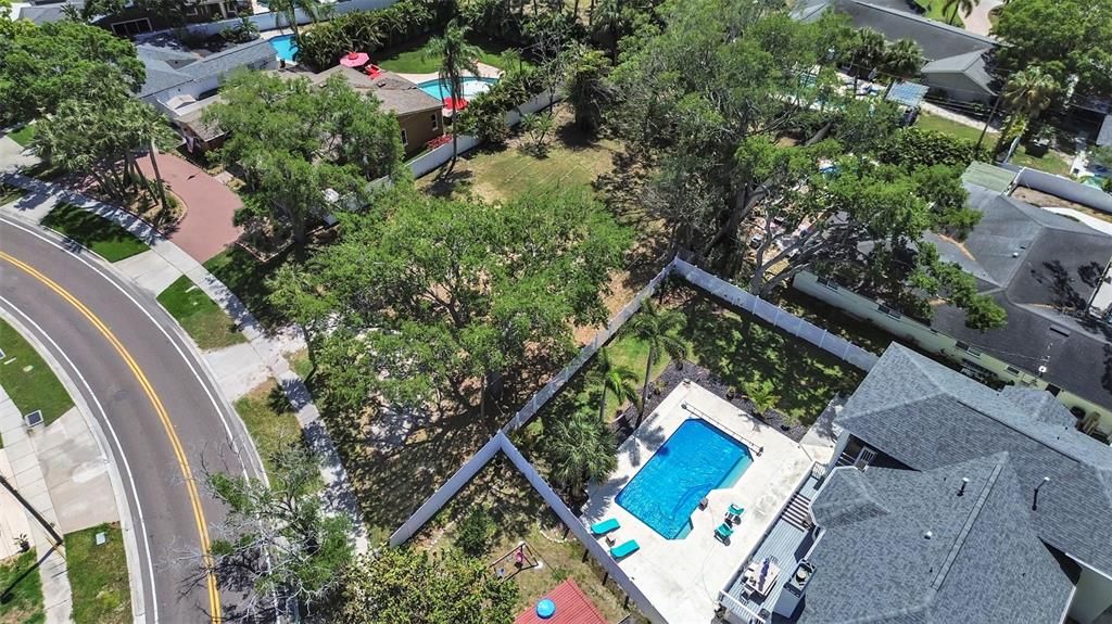 En Venta: $579,000 (0.36 acres)