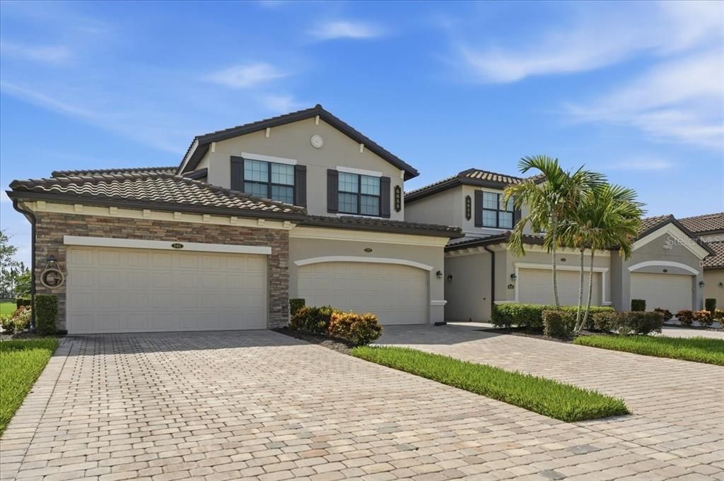 For Sale: $524,900 (3 beds, 2 baths, 1786 Square Feet)