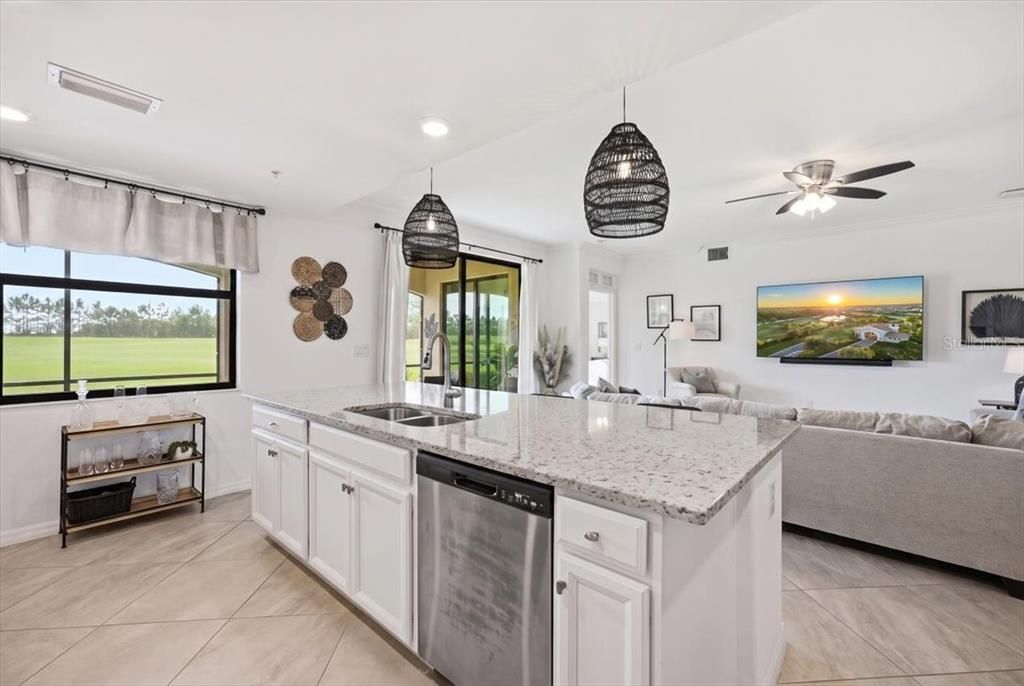 For Sale: $524,900 (3 beds, 2 baths, 1786 Square Feet)