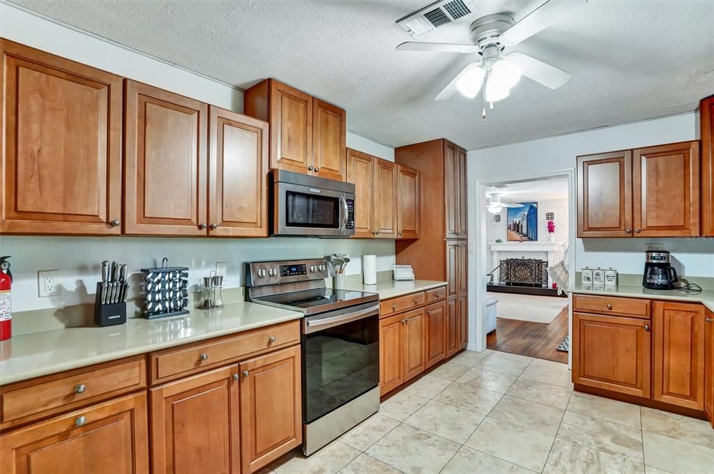 En Renta: $3,950 (3 camas, 2 baños, 1504 Pies cuadrados)