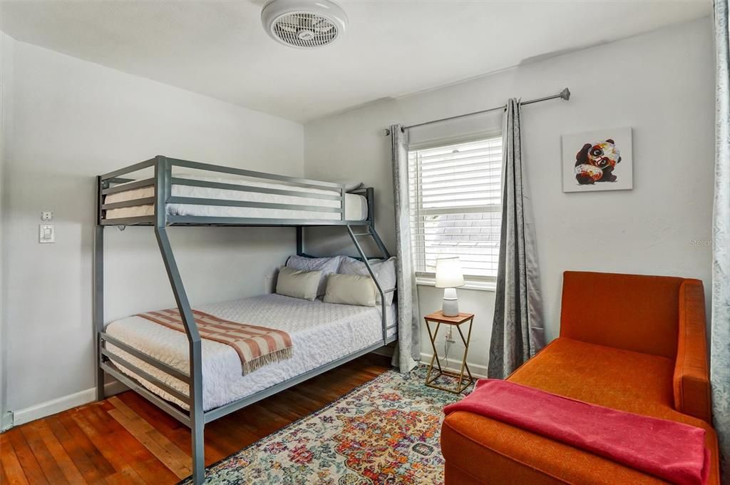 En Renta: $3,950 (3 camas, 2 baños, 1504 Pies cuadrados)