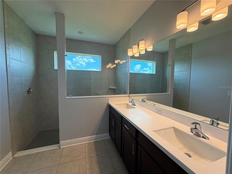 В аренду: $2,799 (4 спален, 3 ванн, 2189 Квадратных фут)