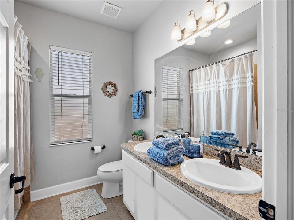 For Sale: $450,000 (4 beds, 2 baths, 2298 Square Feet)