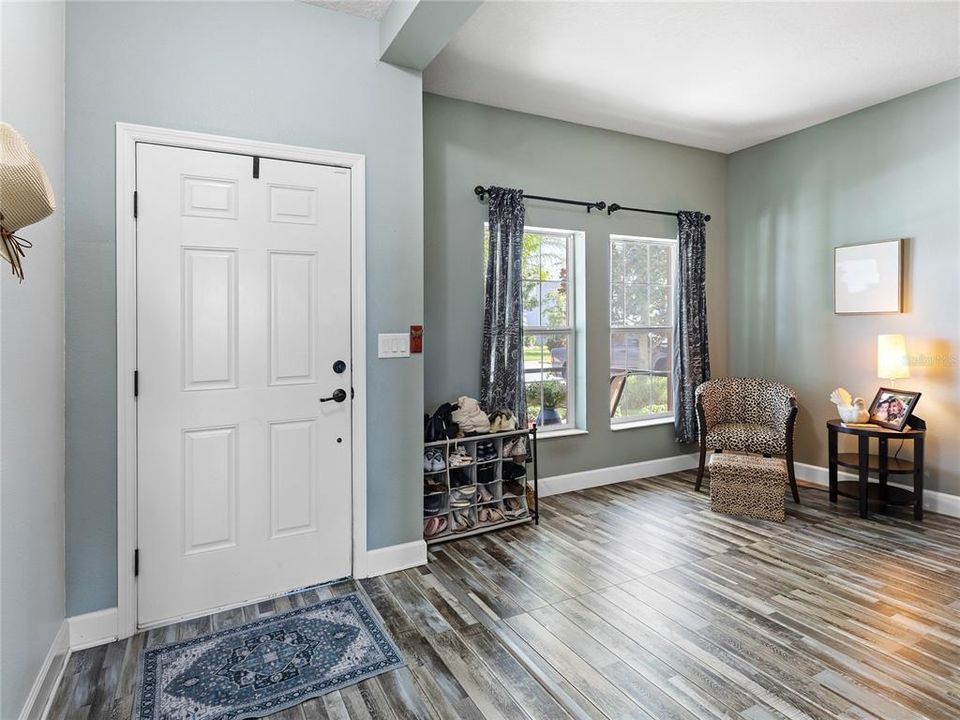 For Sale: $450,000 (4 beds, 2 baths, 2298 Square Feet)