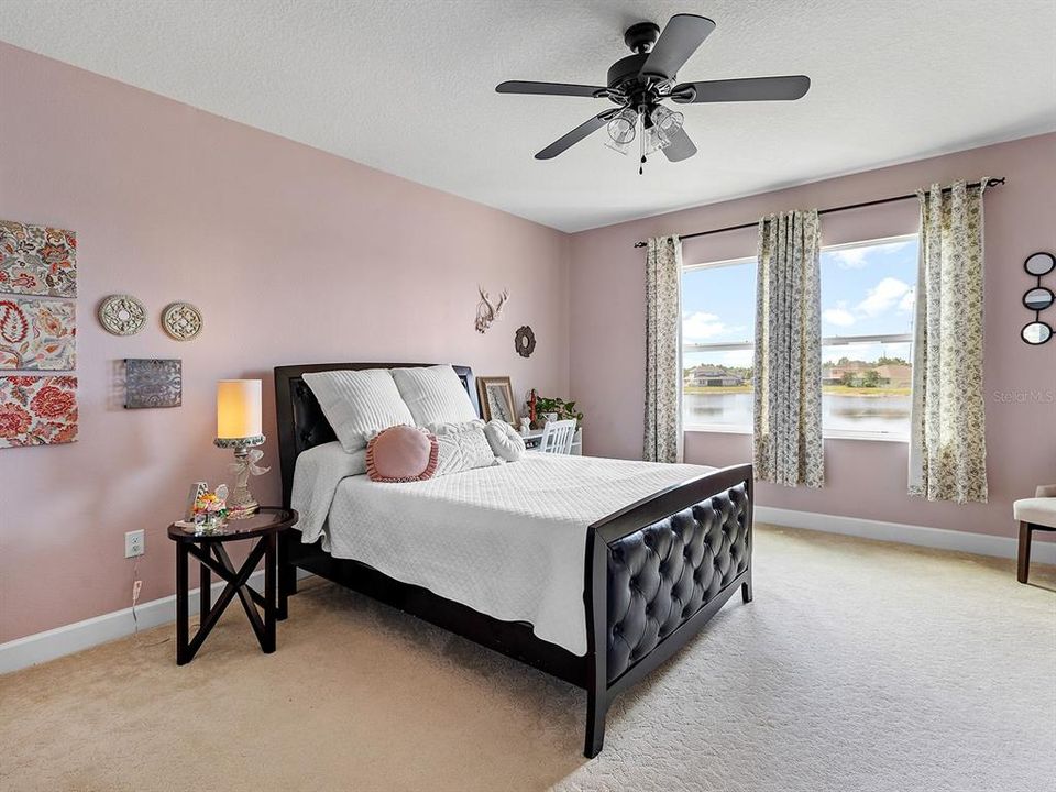 For Sale: $450,000 (4 beds, 2 baths, 2298 Square Feet)