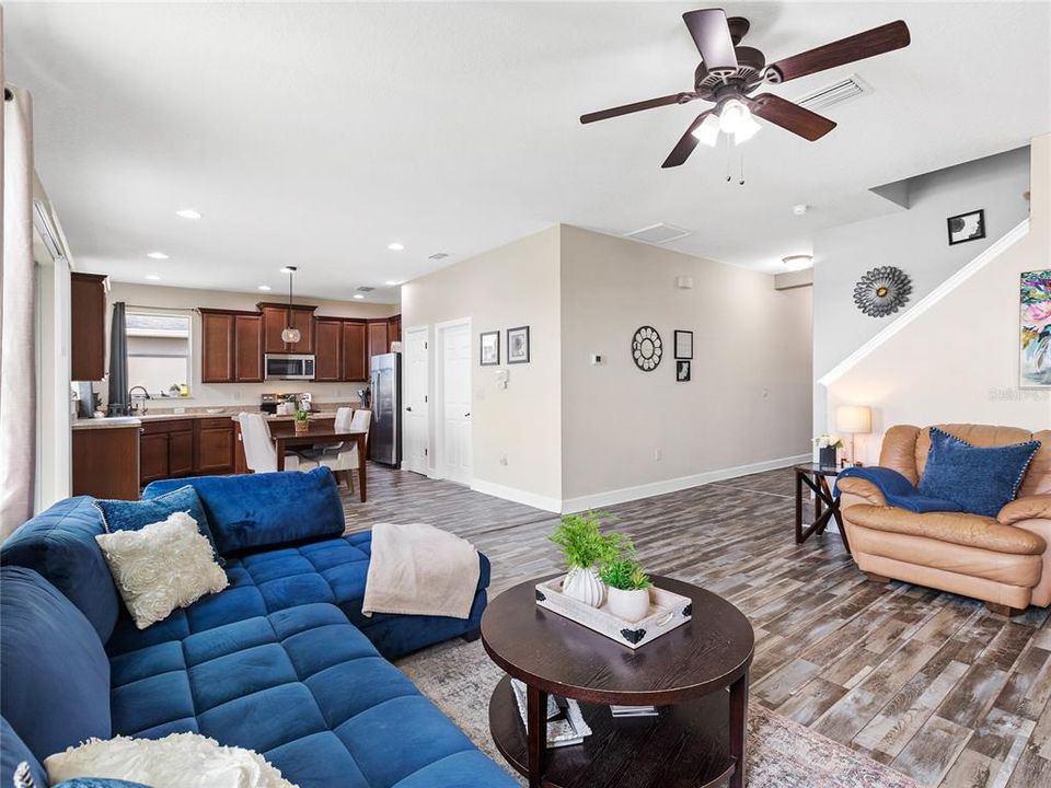 For Sale: $450,000 (4 beds, 2 baths, 2298 Square Feet)