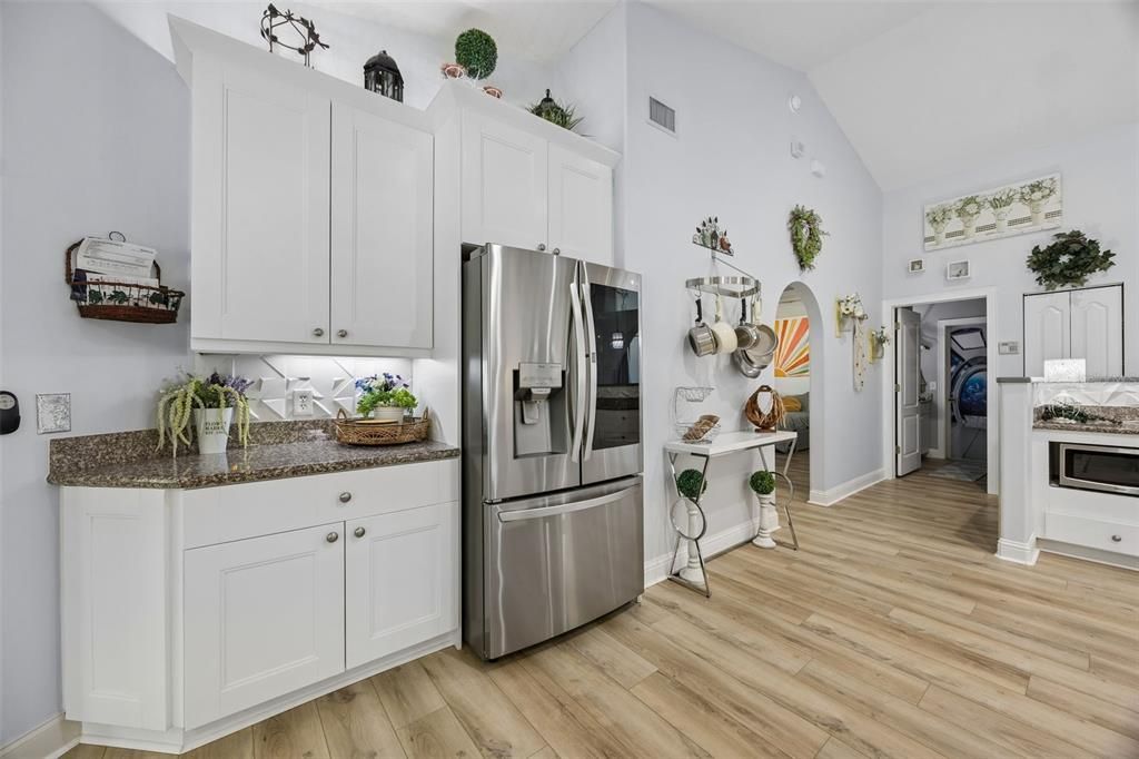 En Venta: $528,999 (3 camas, 2 baños, 2348 Pies cuadrados)
