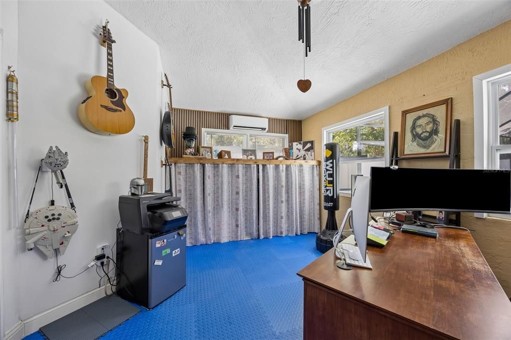 En Venta: $528,999 (3 camas, 2 baños, 2348 Pies cuadrados)