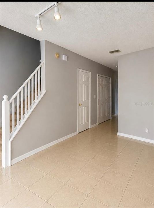 For Rent: $1,750 (2 beds, 2 baths, 1360 Square Feet)