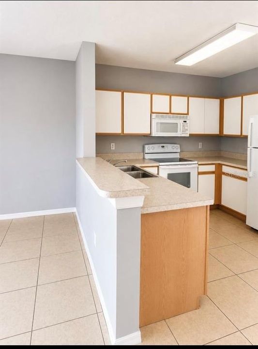 For Rent: $1,750 (2 beds, 2 baths, 1360 Square Feet)
