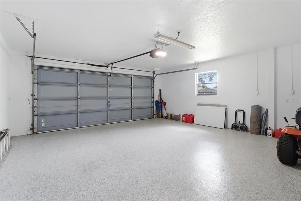 На продажу: $259,000 (3 спален, 2 ванн, 1694 Квадратных фут)