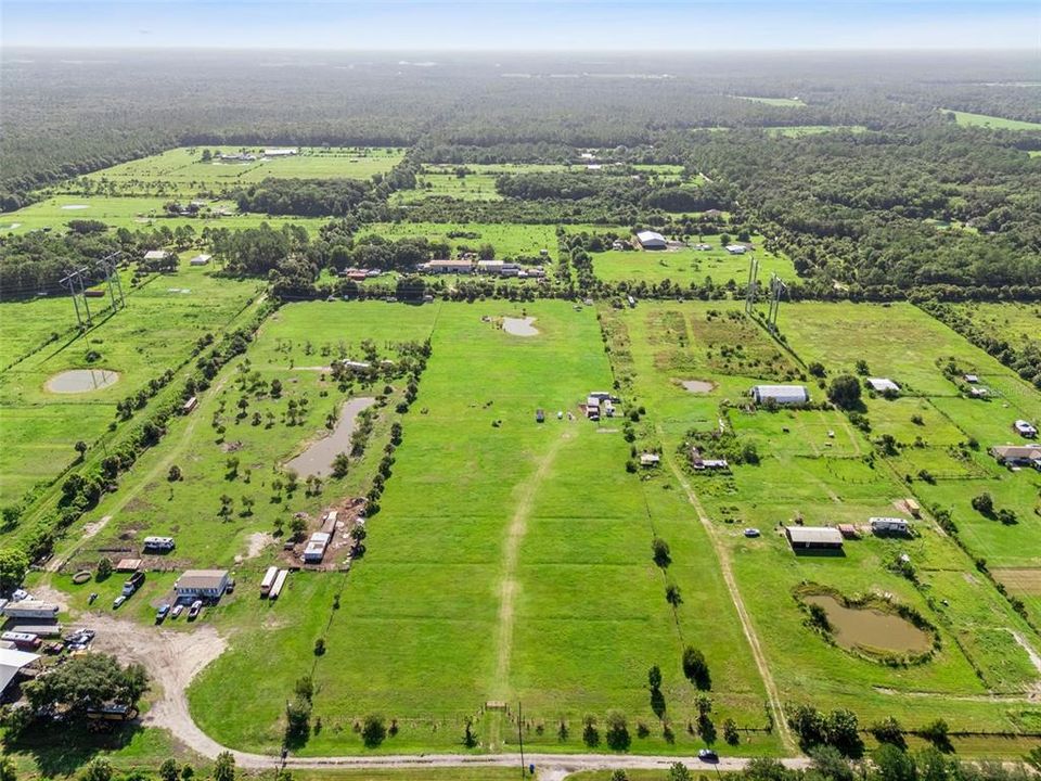 На продажу: $395,000 (10.00 acres)