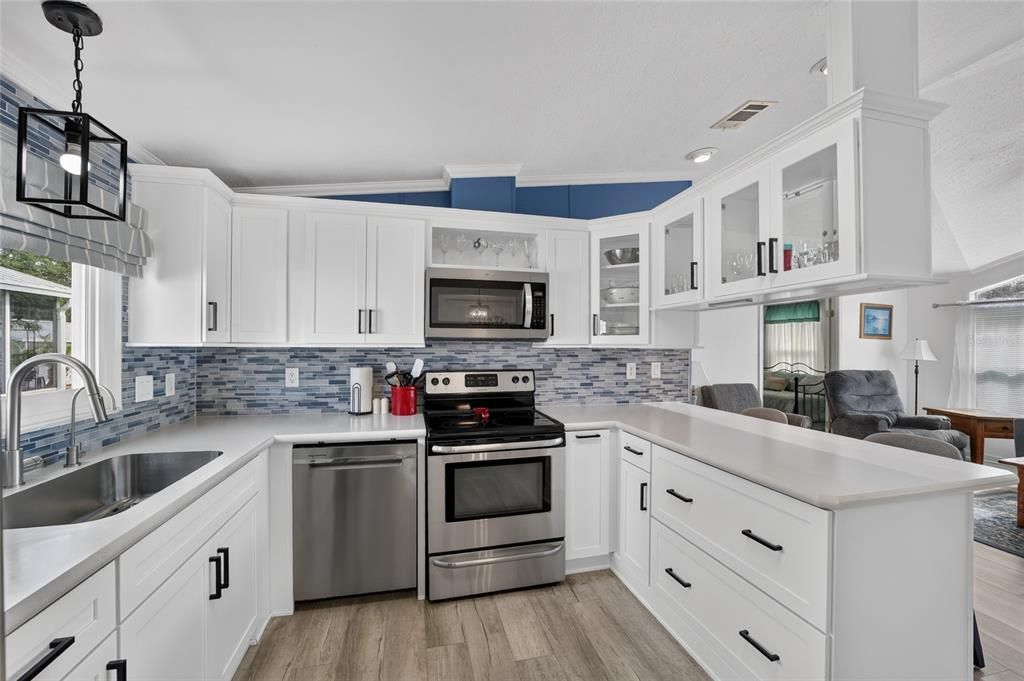 На продажу: $189,000 (3 спален, 2 ванн, 1188 Квадратных фут)