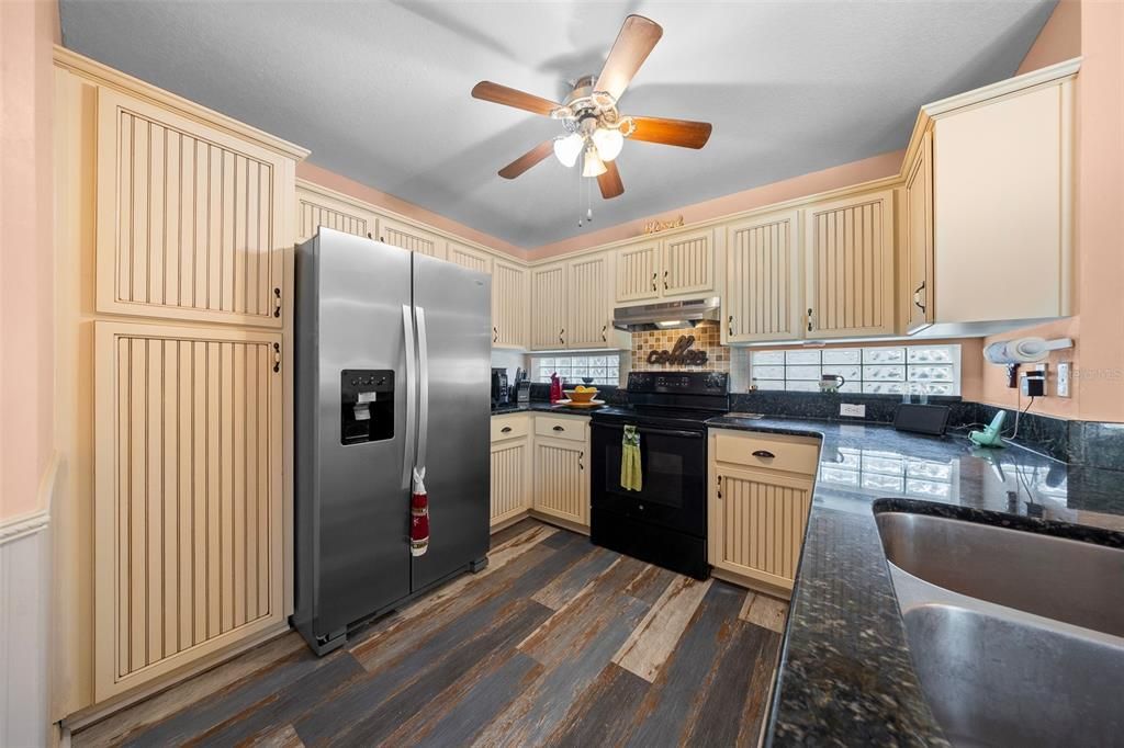 En Venta: $200,000 (2 camas, 2 baños, 1284 Pies cuadrados)