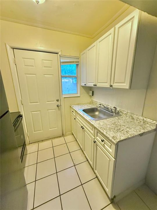 For Rent: $1,450 (1 beds, 1 baths, 500 Square Feet)