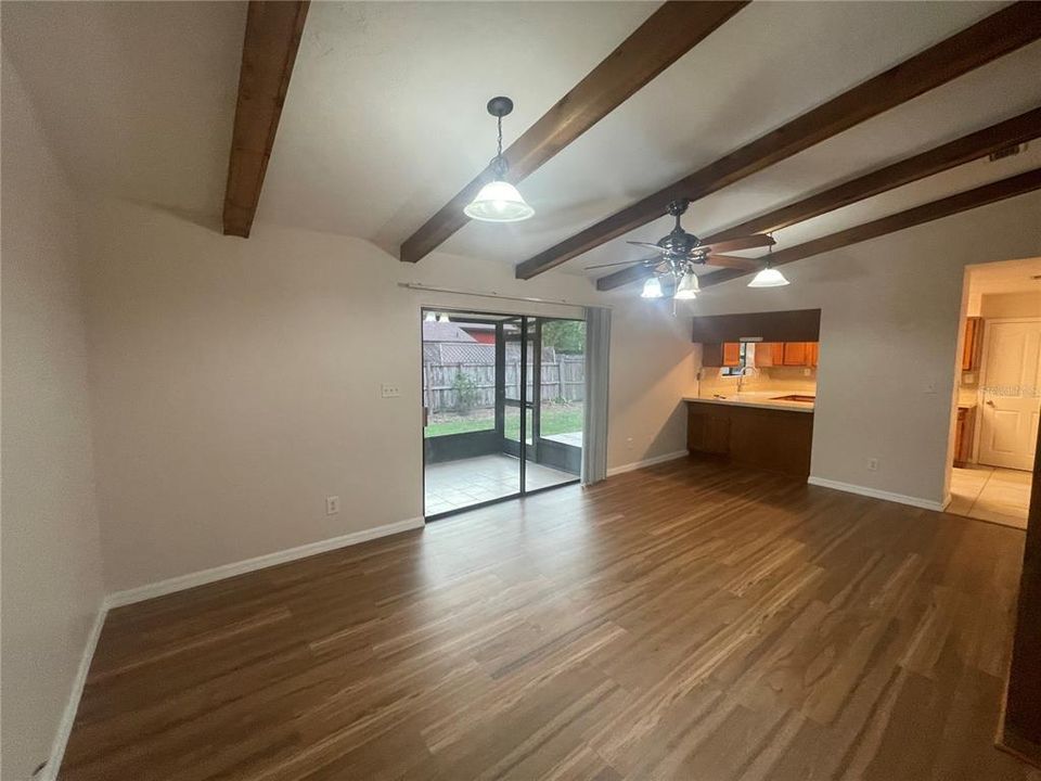 For Rent: $2,050 (3 beds, 2 baths, 1591 Square Feet)