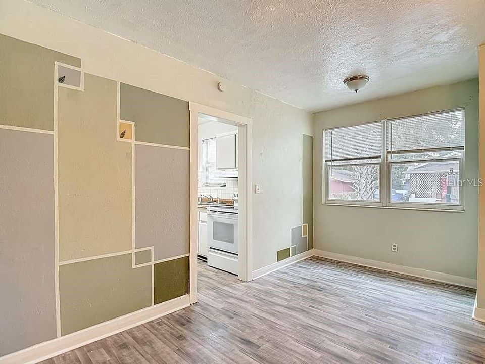 En Venta: $249,000 (2 camas, 1 baños, 840 Pies cuadrados)