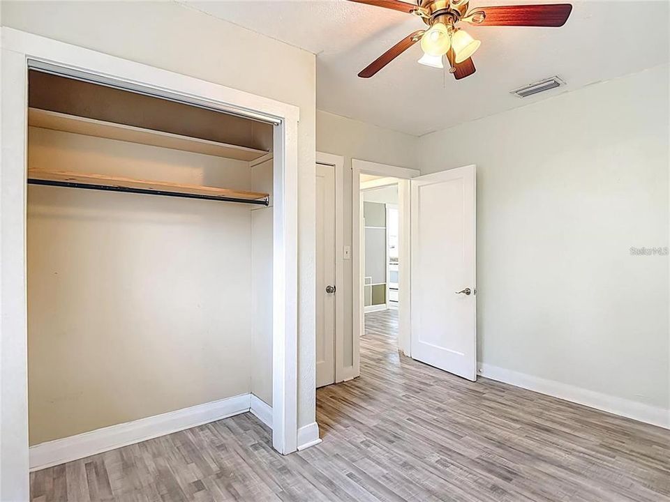 En Venta: $249,000 (2 camas, 1 baños, 840 Pies cuadrados)