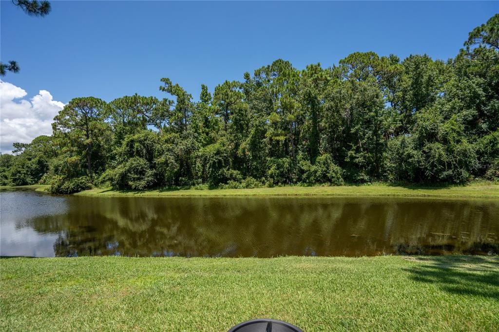 For Sale: $349,000 (3 beds, 3 baths, 1947 Square Feet)