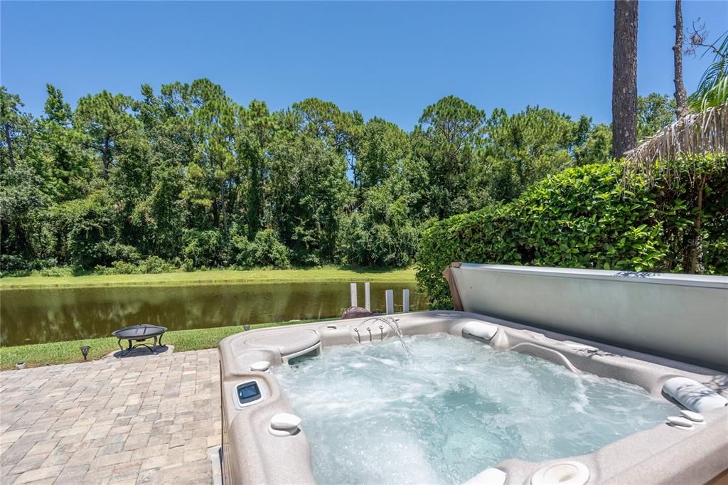 For Sale: $349,000 (3 beds, 3 baths, 1947 Square Feet)