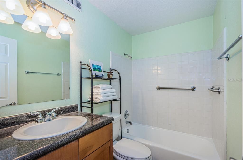 En Venta: $235,000 (1 camas, 1 baños, 562 Pies cuadrados)