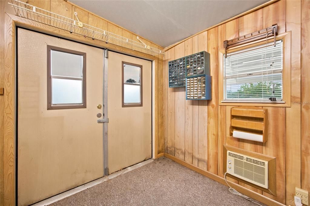 合同活跃: $199,900 (3 贝兹, 2 浴室, 1456 平方英尺)