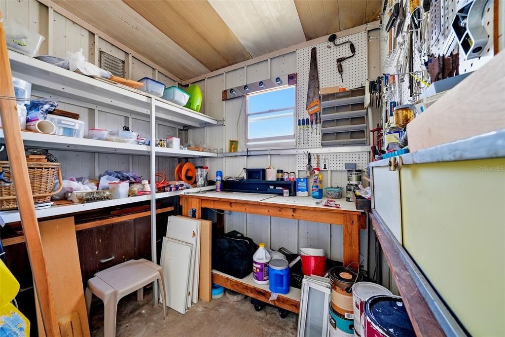 For Sale: $115,000 (2 beds, 2 baths, 672 Square Feet)