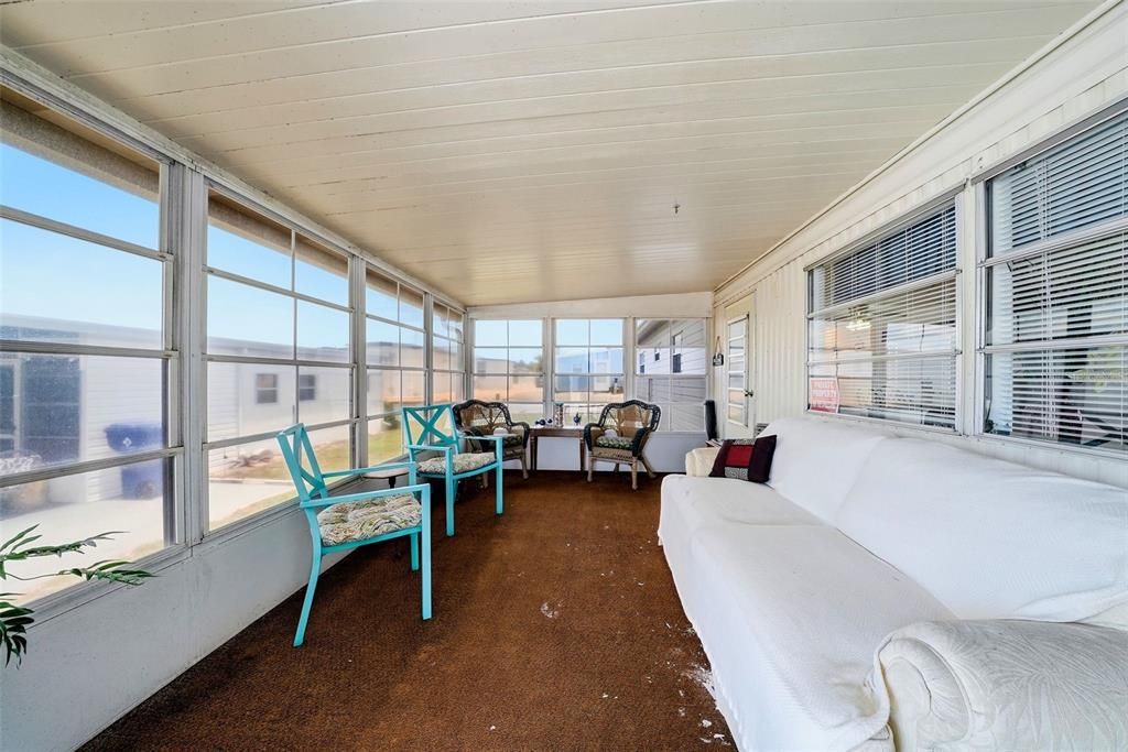 For Sale: $115,000 (2 beds, 2 baths, 672 Square Feet)