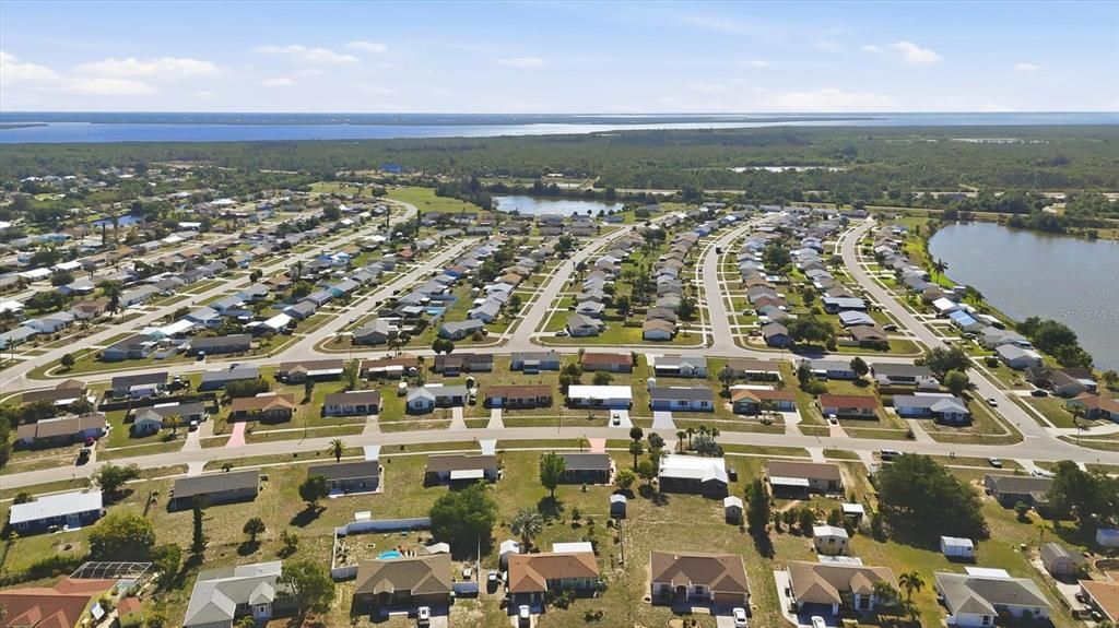 На продажу: $224,900 (3 спален, 2 ванн, 1116 Квадратных фут)