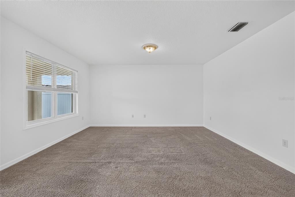 For Sale: $247,000 (3 beds, 2 baths, 1670 Square Feet)